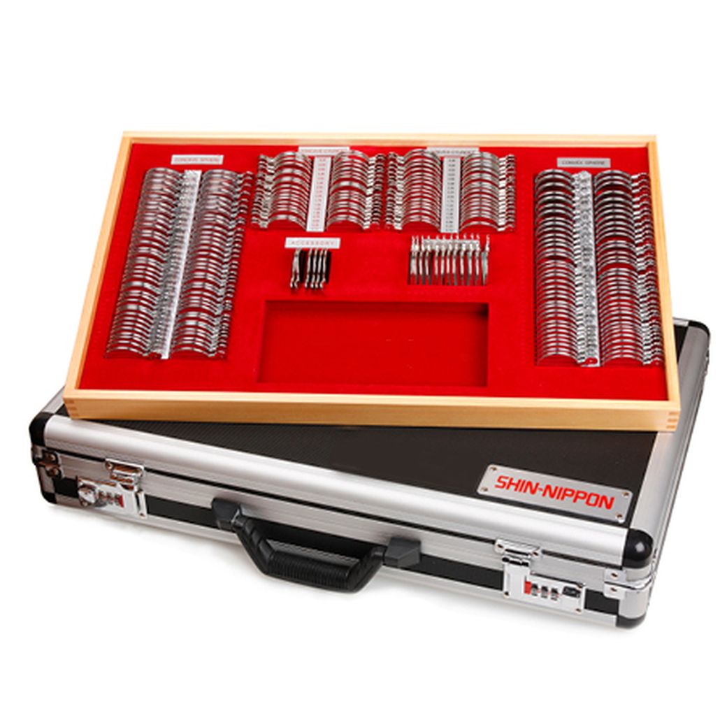 00r49 goodyear rt. шина 12-16. бобкэт тл 3570. объектив leica. Toiler tl400.